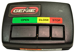 625-G-GIDFX4.S (Genie Commercial Four Button Remote. Intellicode; 315 MHz. Operates up to four doors.)